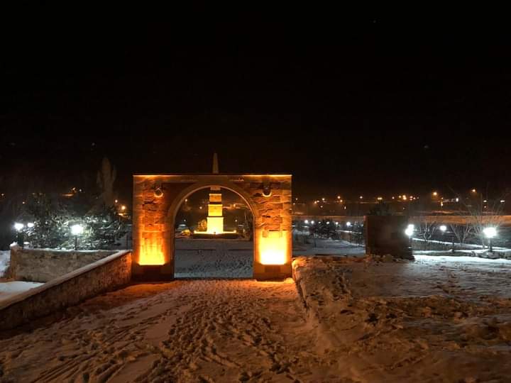 93 Harbi Şehitlik Anıtı